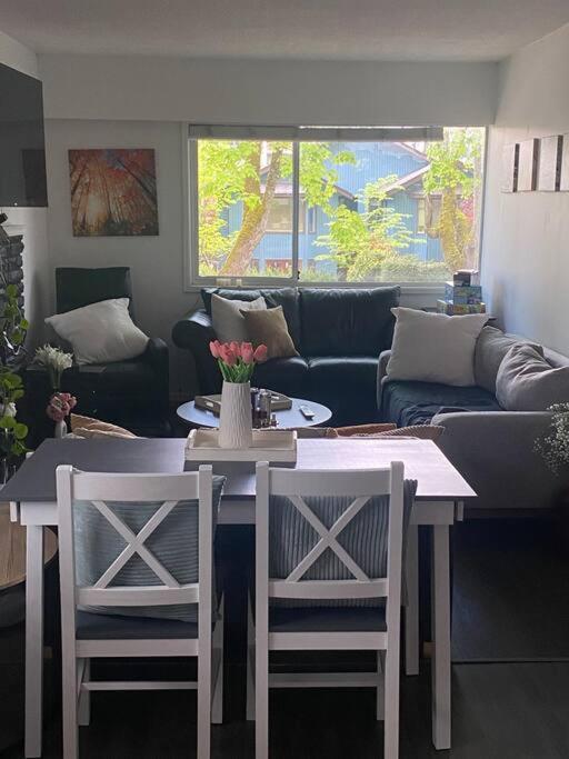4 Bedroom Upper Level Kits Home Vancouver Eksteriør bilde