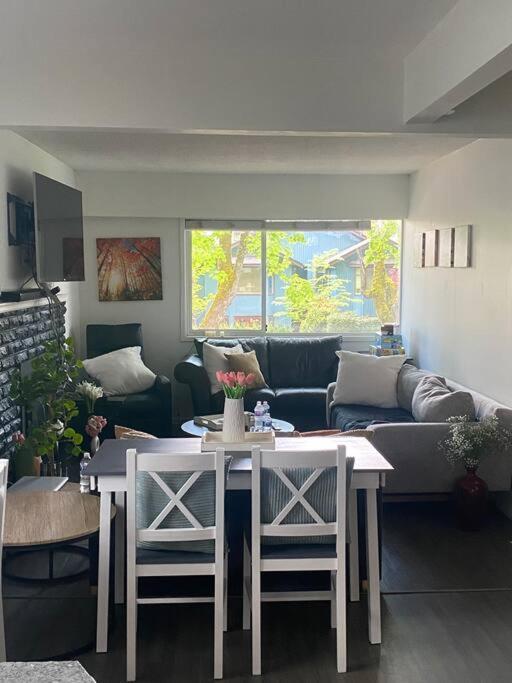 4 Bedroom Upper Level Kits Home Vancouver Eksteriør bilde
